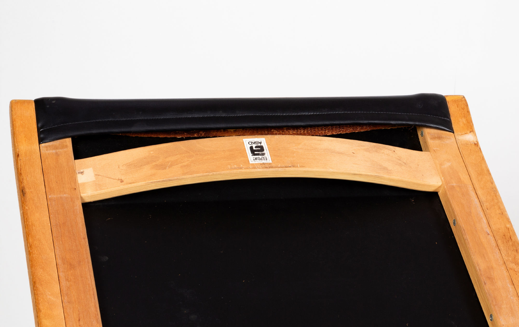 ILMARI LAPPALAINEN Pulka chair