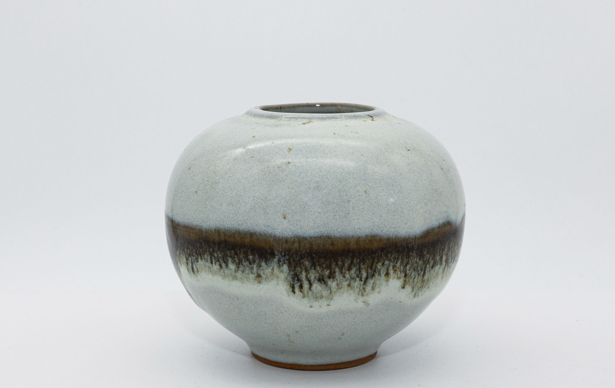 DANIEL DE MONTMOLLIN ceramic vase