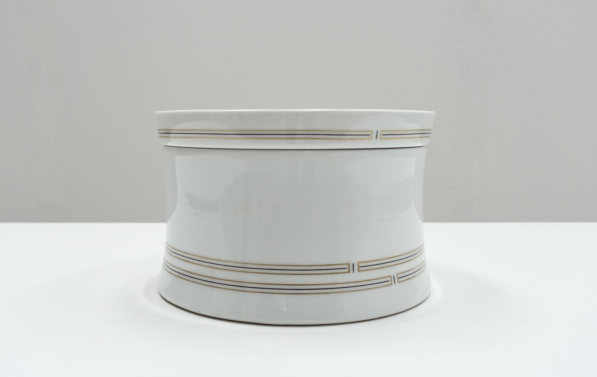 porcelain box Pierre Cardin