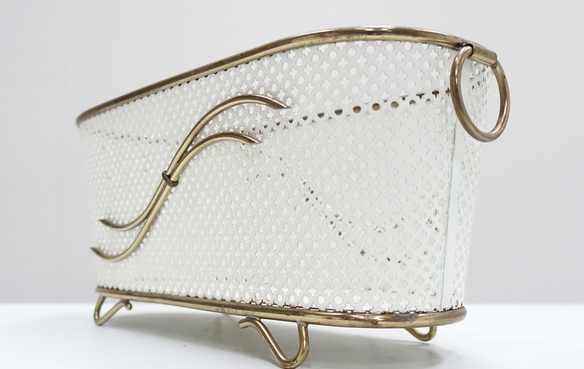 metal basket 50s