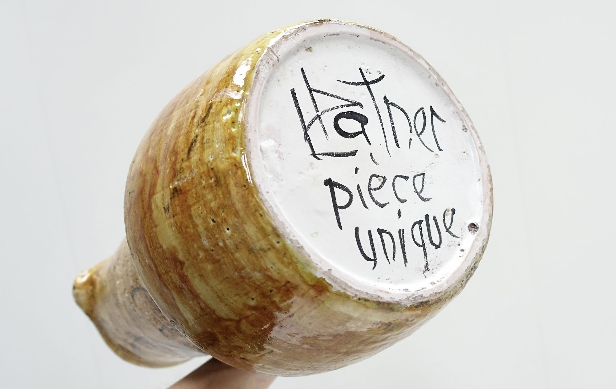 ceramic pot Lucette Hafner