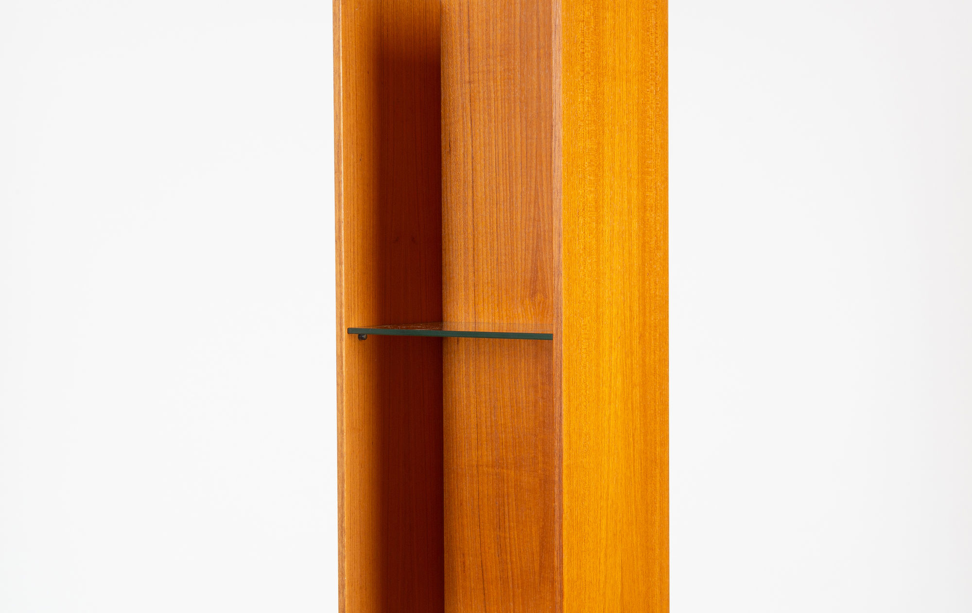 WALTER WIRZ Shelves