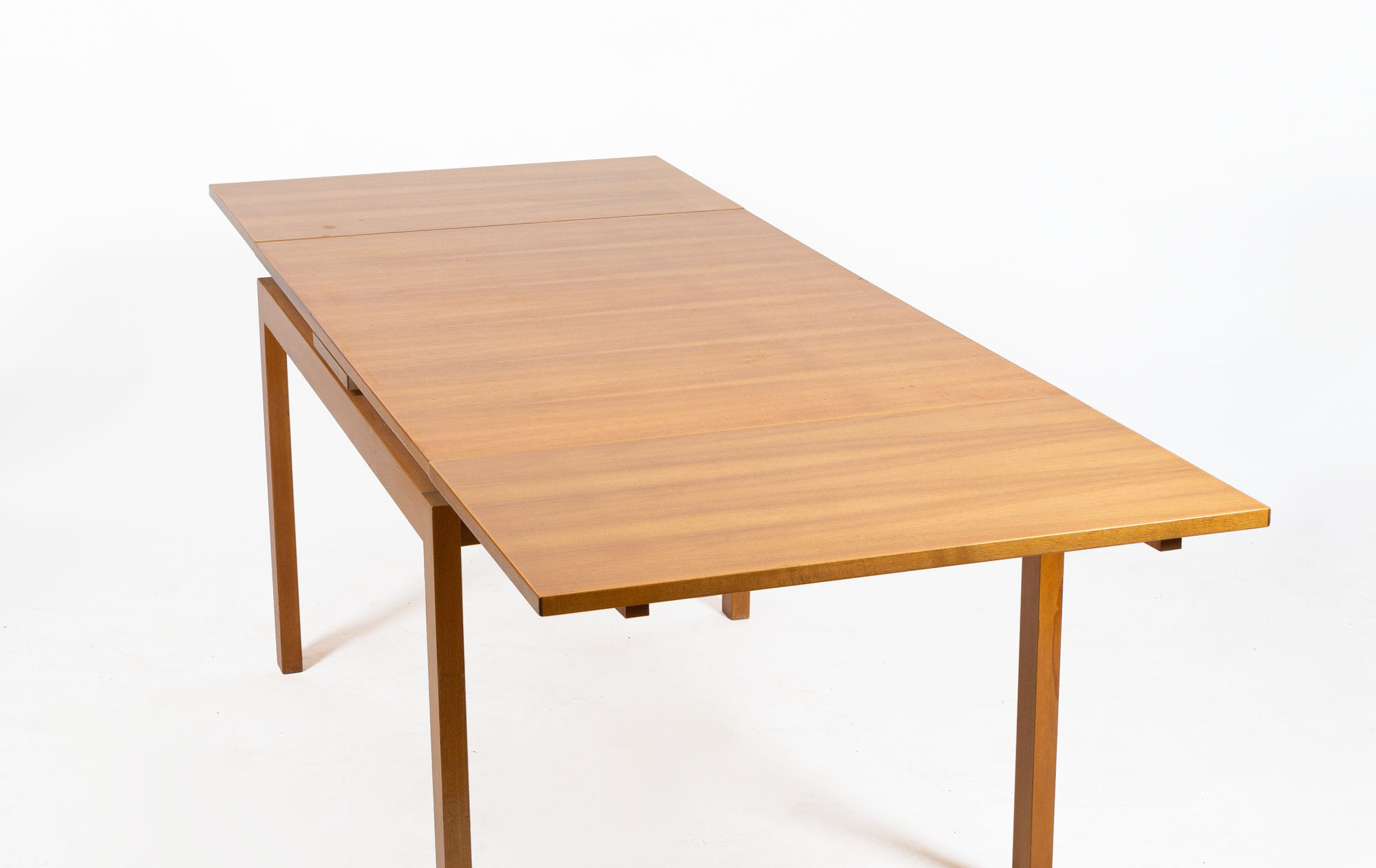Willy Guhl dining table