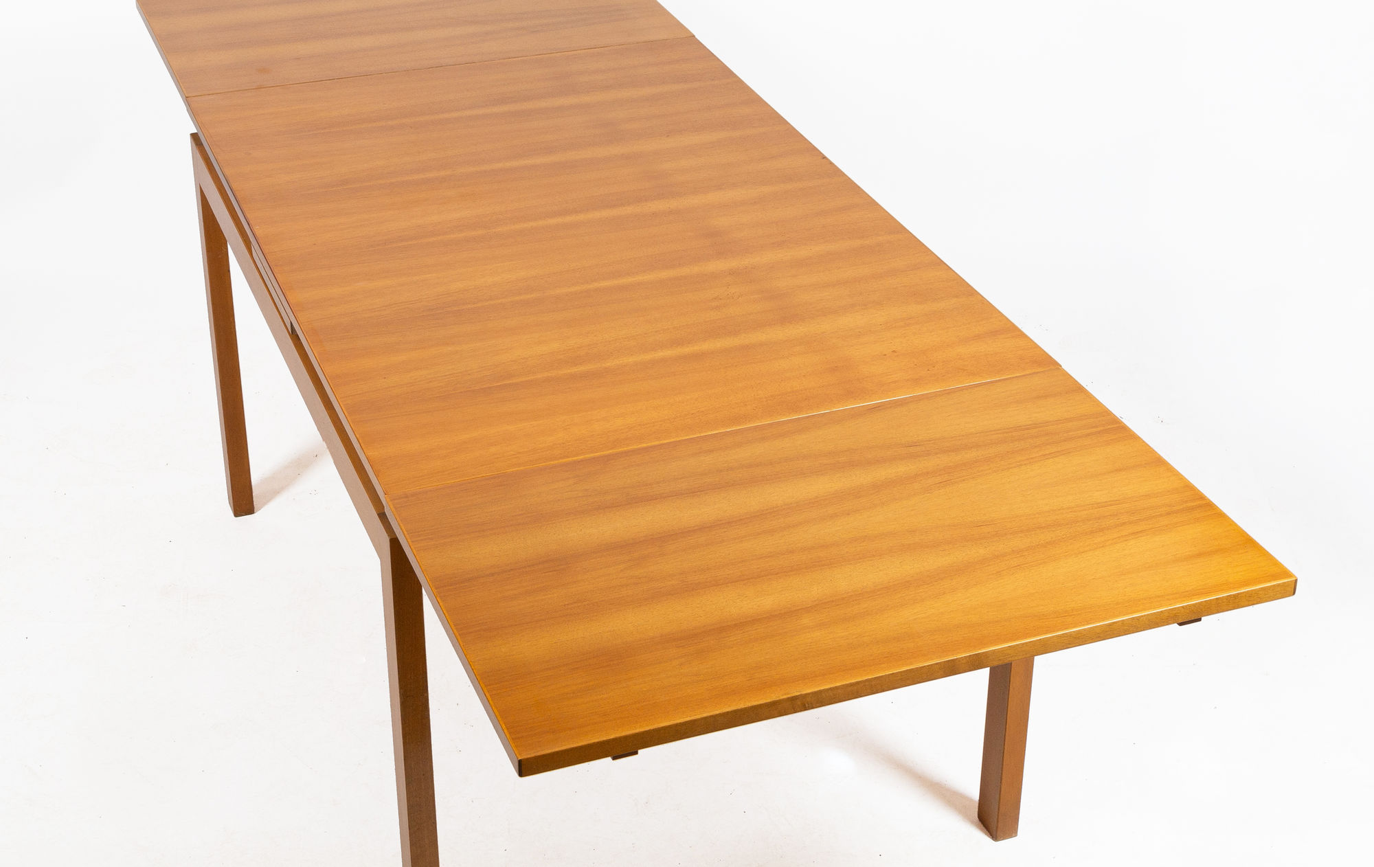 Willy Guhl dining table