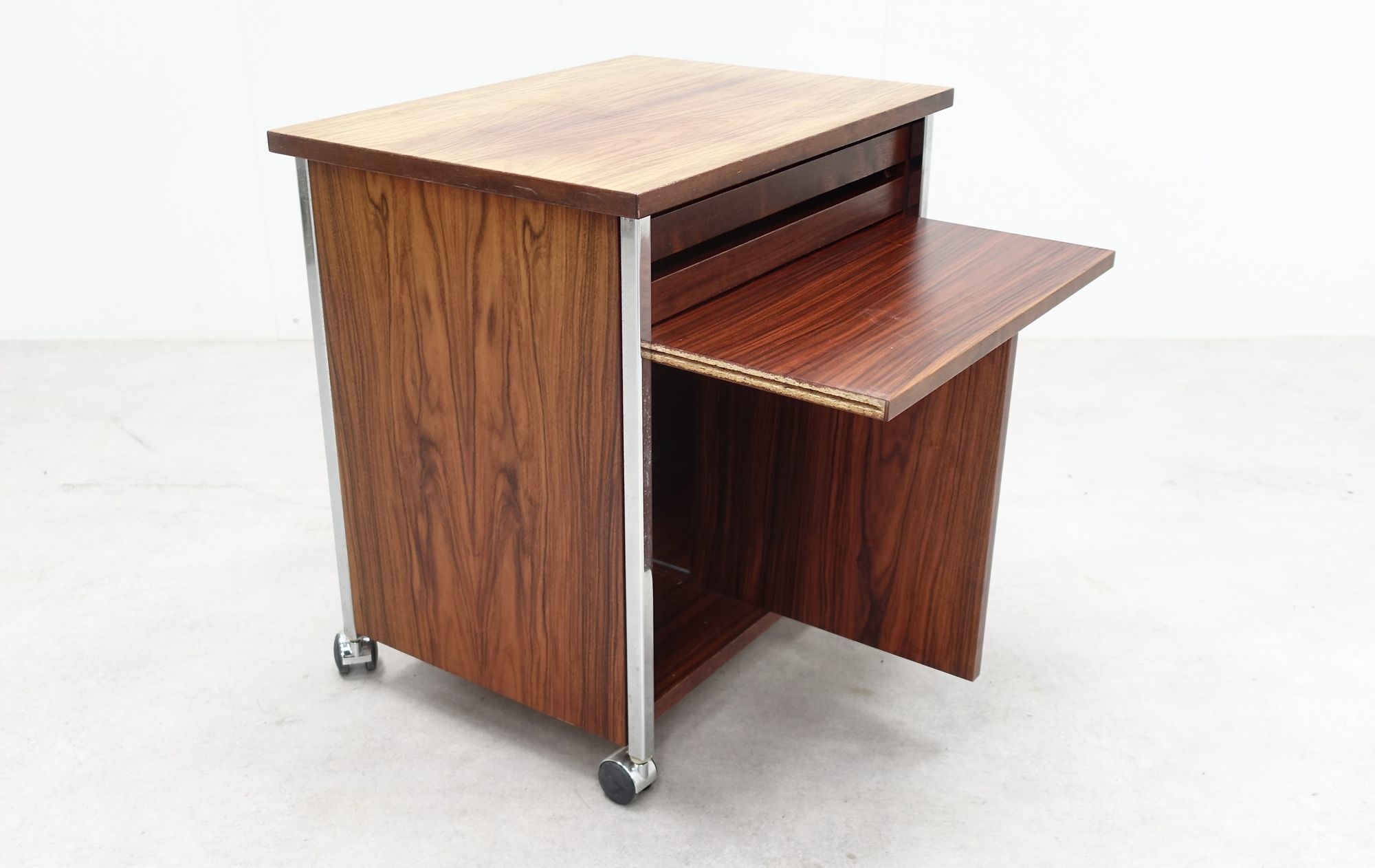 Cabinet 60s