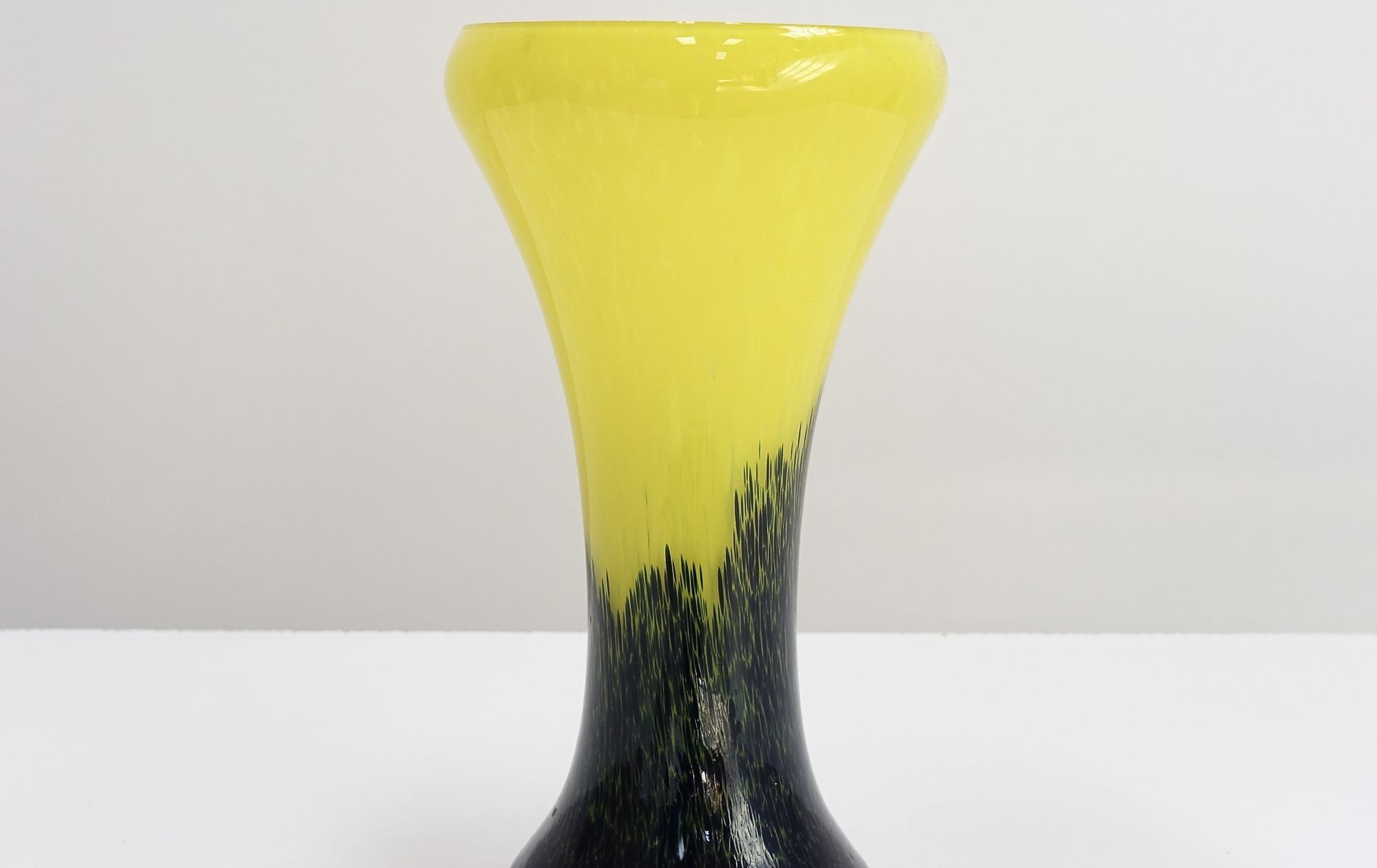 Glass vase 