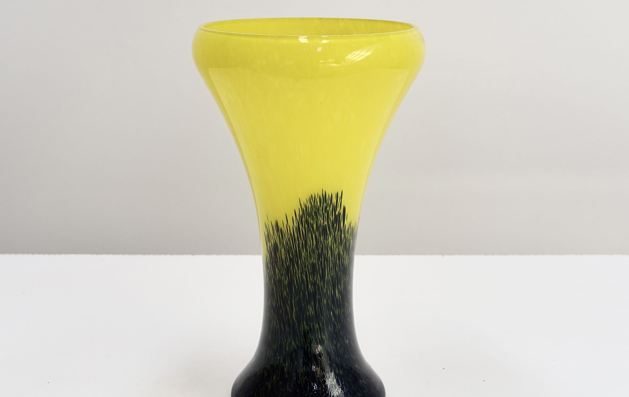 Glass vase 