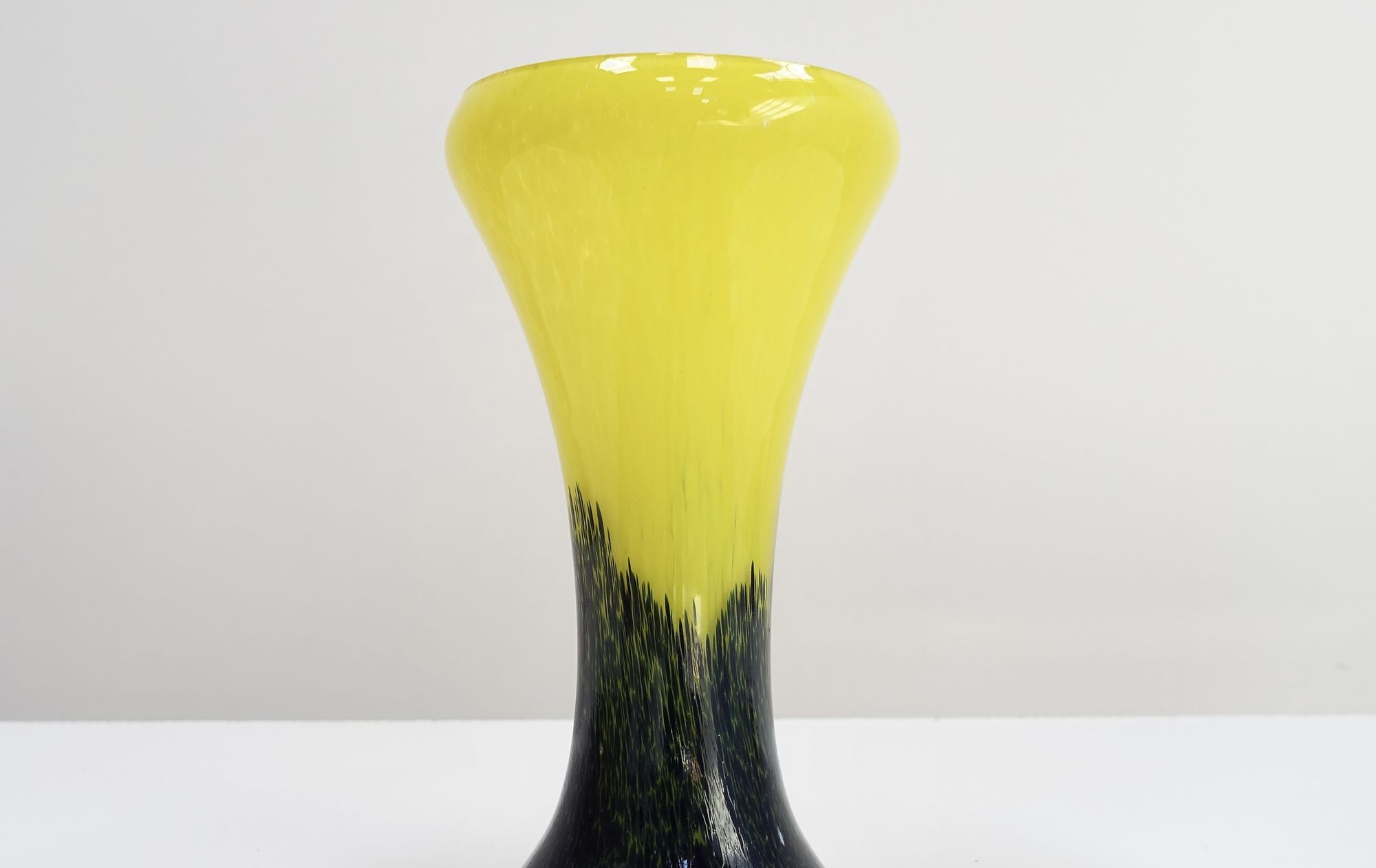 Glass vase 