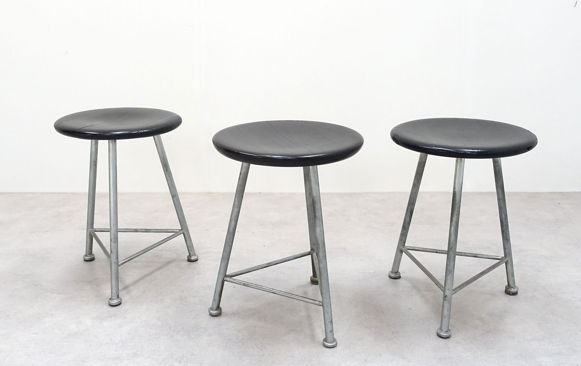 Swiss design Mesa Ag 50s stools