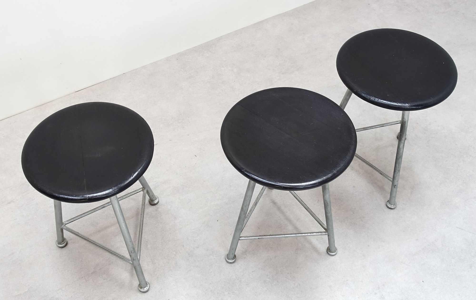 Swiss design Mesa Ag 50s stools