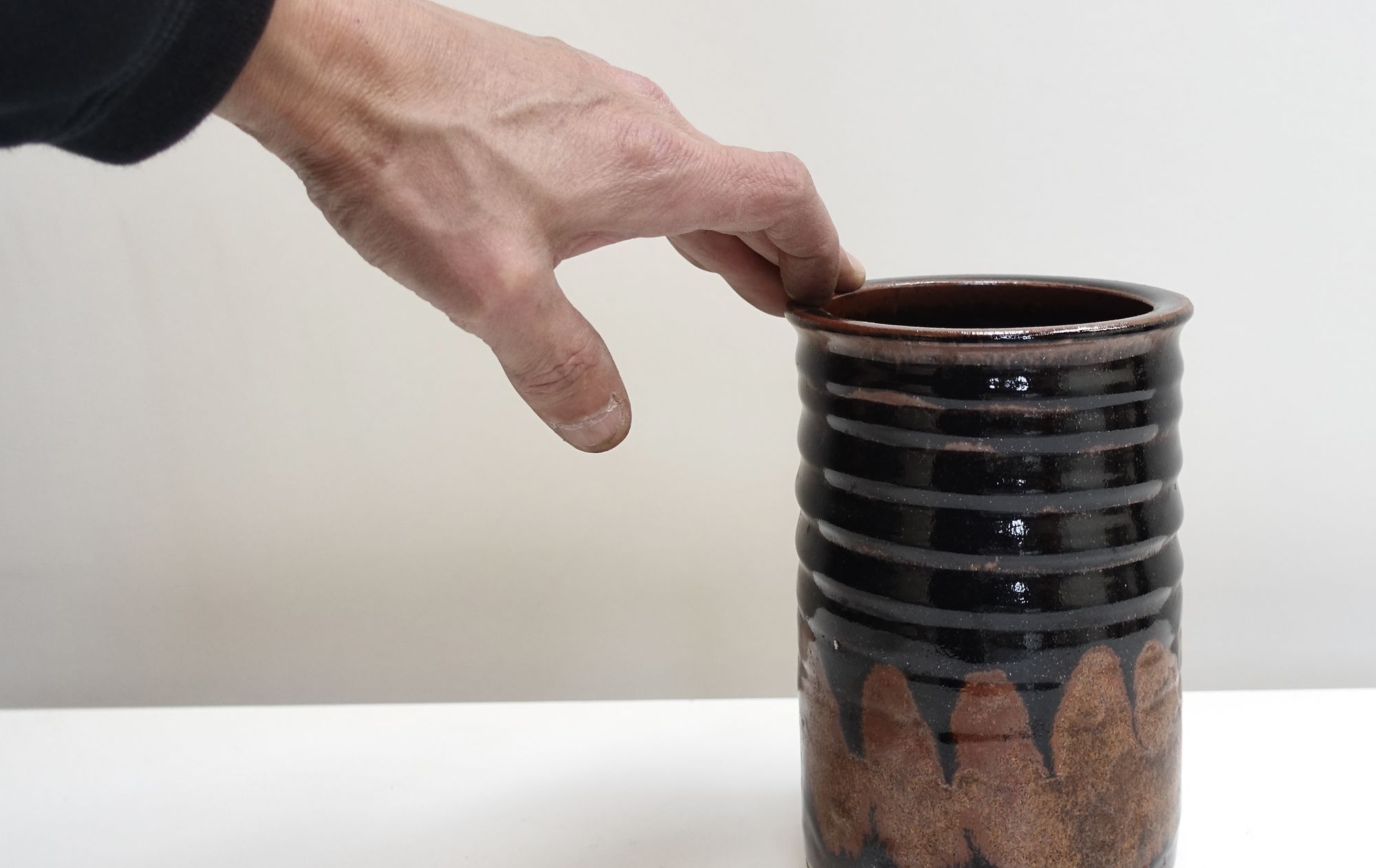 ceramic vase Jette Henderson 70s