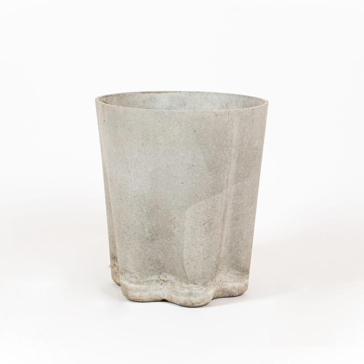 Flower pot
