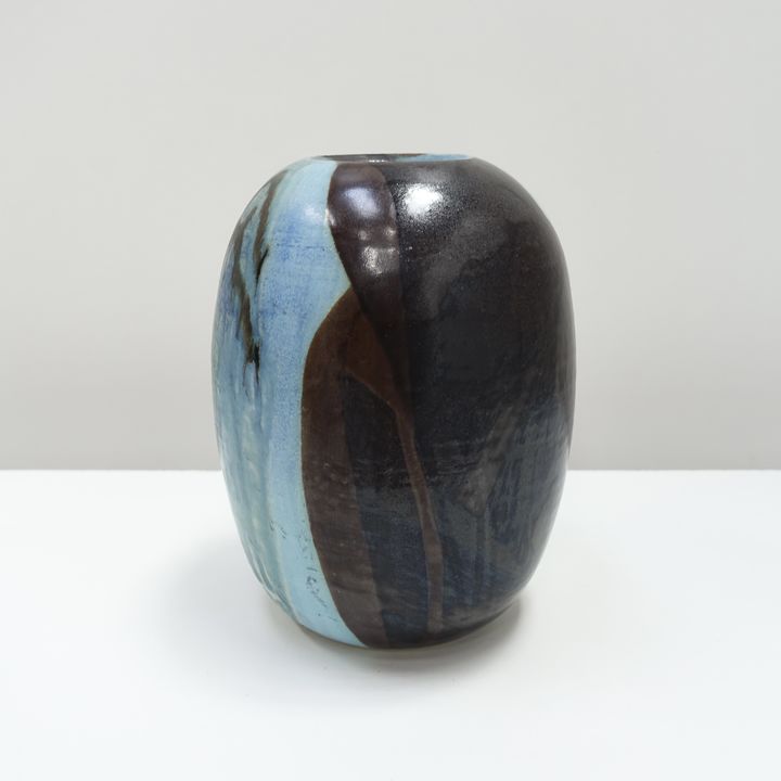 Ceramic vase